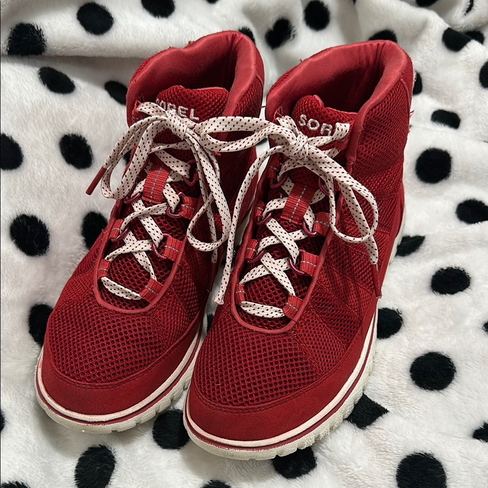 Sorel Red High-Top Sneaker Boots with Breathable Mesh